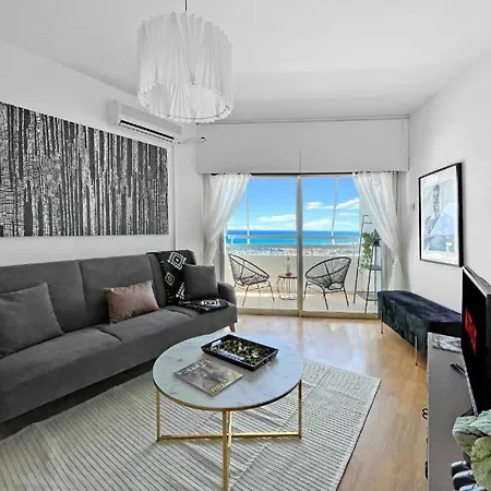 Sea View 1br With Pool Access Appartamento *