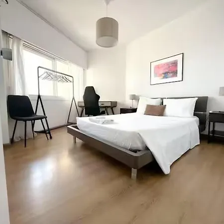 Sea View 1br With Pool Access *