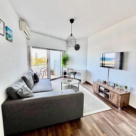 Appartamento Sea View 1br With Pool Access Larnaca