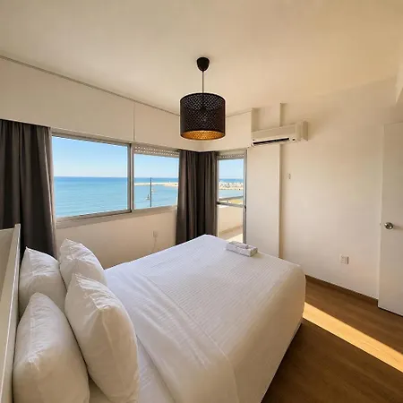 Sea View 1br With Pool Access * Larnaca