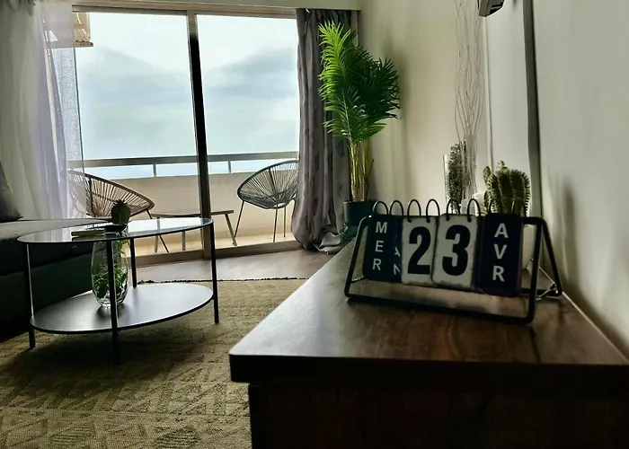 Sea View 1br With Pool Access