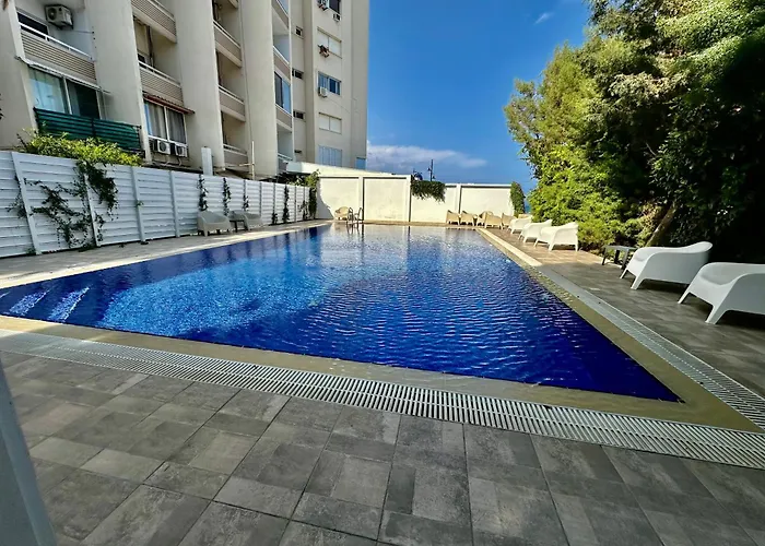Sea View 1br With Pool Access Apartamento *